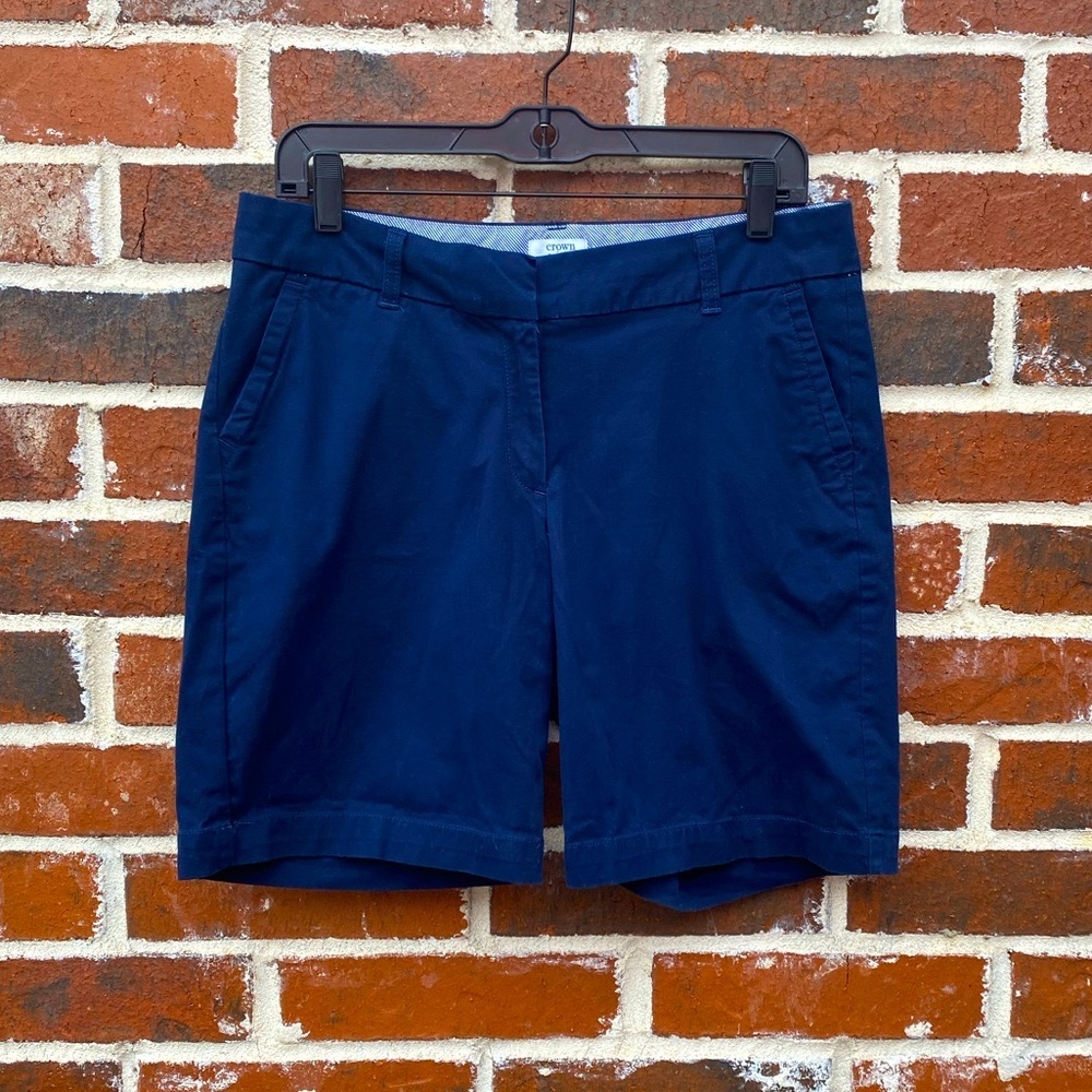 4 for $20 Crown & Ivy size 6 Caroline blue short